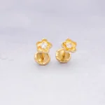 ARETES TOPOS FLOR ORTOPEDICOS ORO 18K
