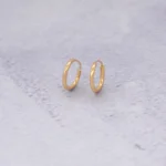 ARETES CANDONGAS LISAS PEQUEÑAS ORO 18K