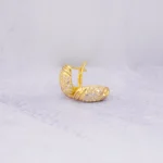 ARETES CORTOS CARACOL ORO 18K