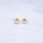 ARETES TOPOS HELLO KITTY 18K