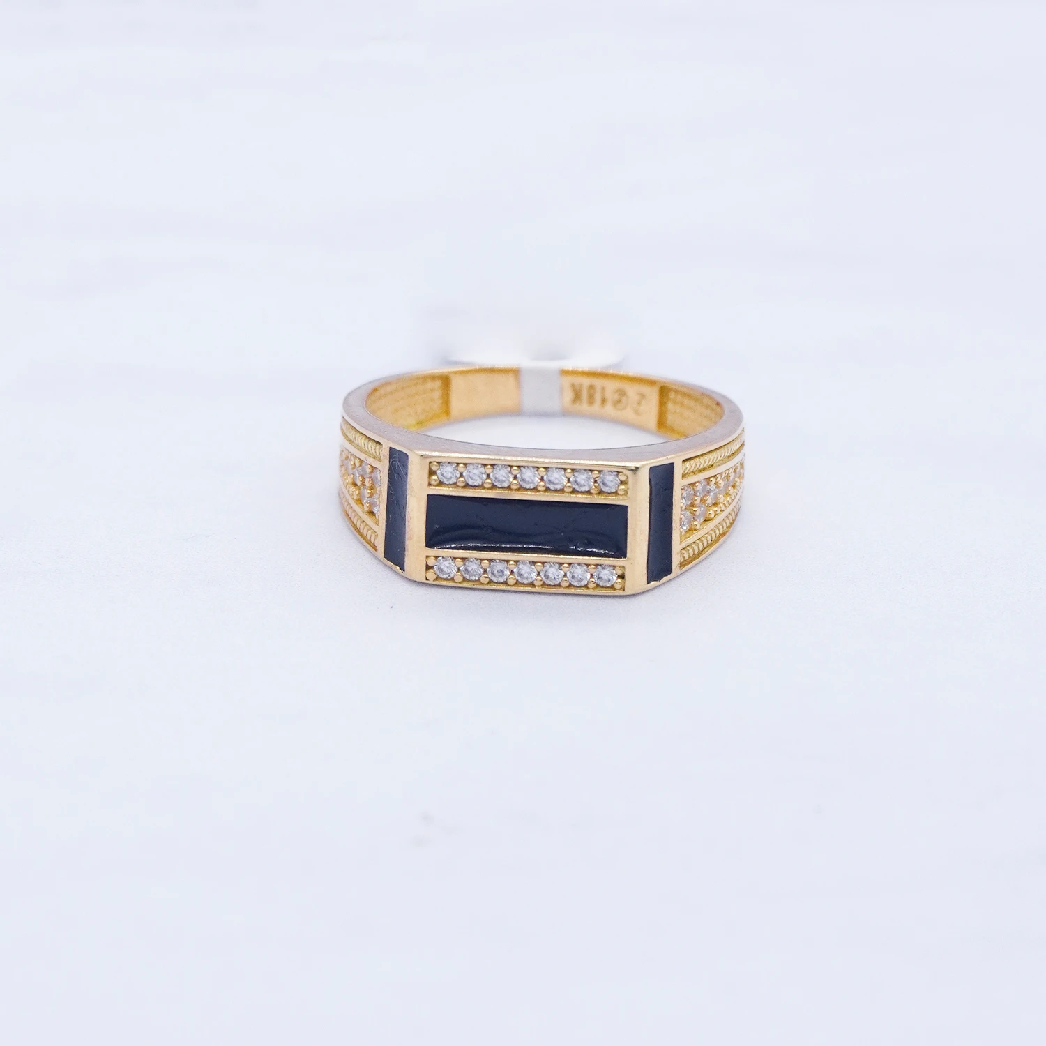 1541286.webp ANILLO PLACA CON ZIRCONES 18K - Image 1