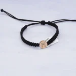 DIJE HERRAJE LETRA M PIEDRAS ORO 18K