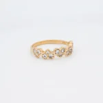 ANILLO PARA DAMA CORAZON PIEDRAS BLANCAS ORO