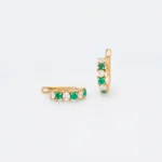 ARETES REGLETA PIEDRAS VERDES ORO 18K
