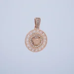 DIJE MEDALLA VERSACE PIEDRAS EN ORO 18 KILATES