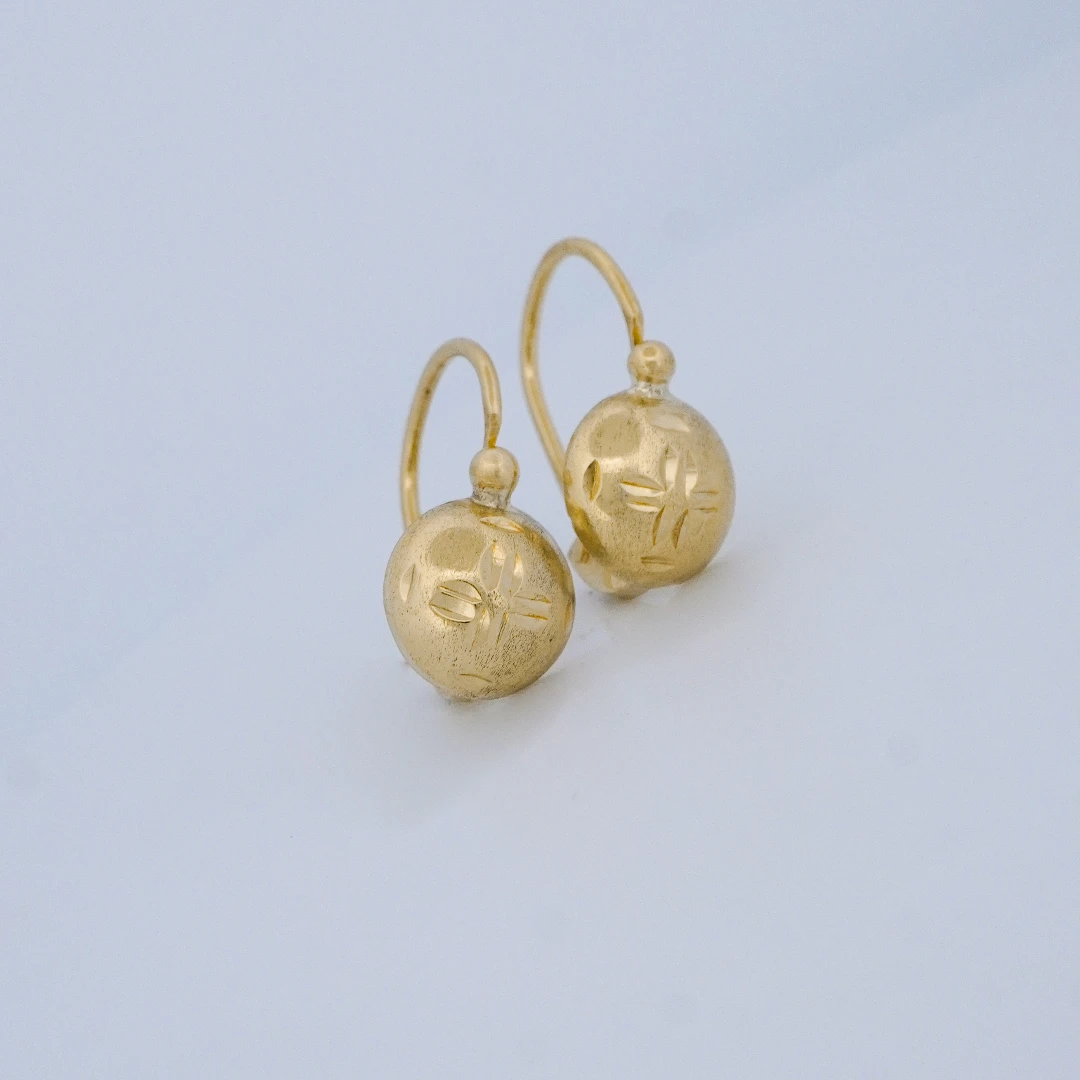 1531248.webp ARETES CORTOS MEDIA BOLA HUECA EN ORO 18 KILATES - Image 1
