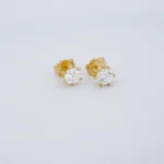 ARETES TOPOS PIEDRAS EN ORO 18 KILATES