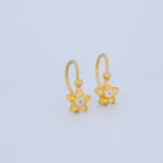 ARETES FLOR EN ORO 18K
