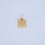 DIJE LETRA M LISA EN ORO 18K