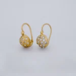 Aretes Media Bola Fuego en Oro 18 Kilates