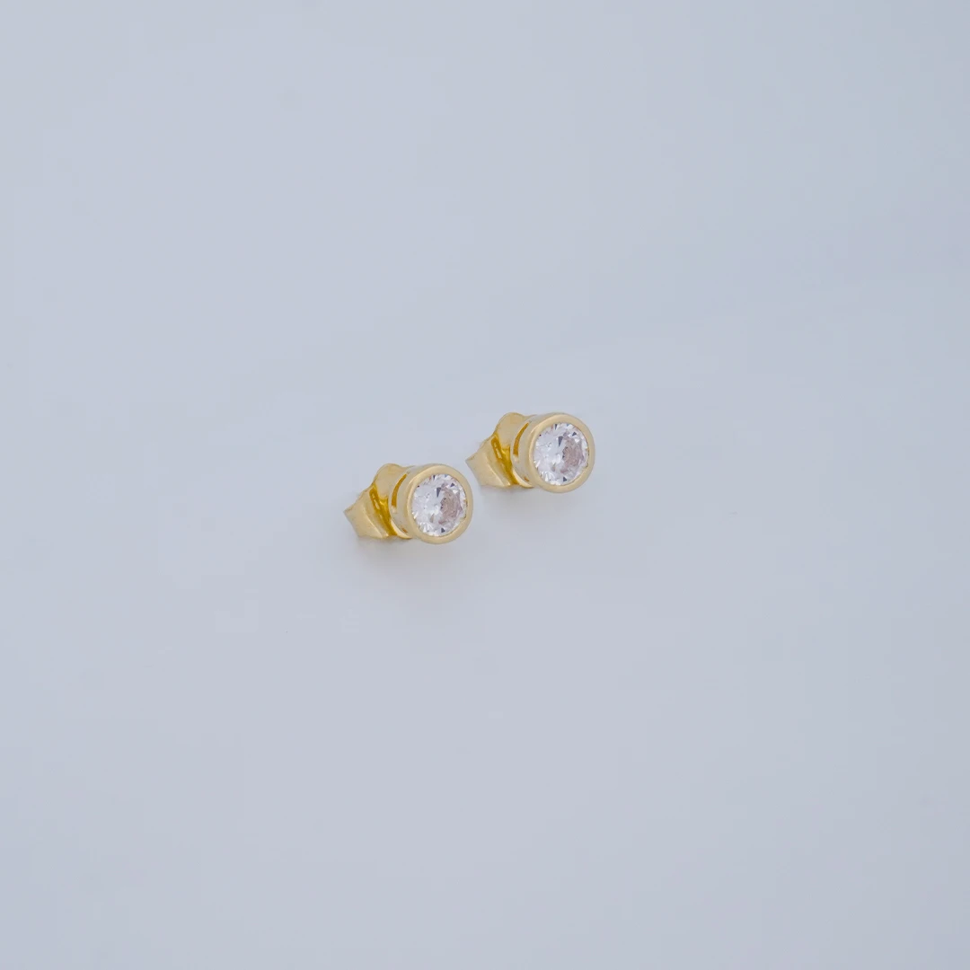 1531277.webp Aretes Topos Piedra Blanca Oro 18K - Orofino Ecuador