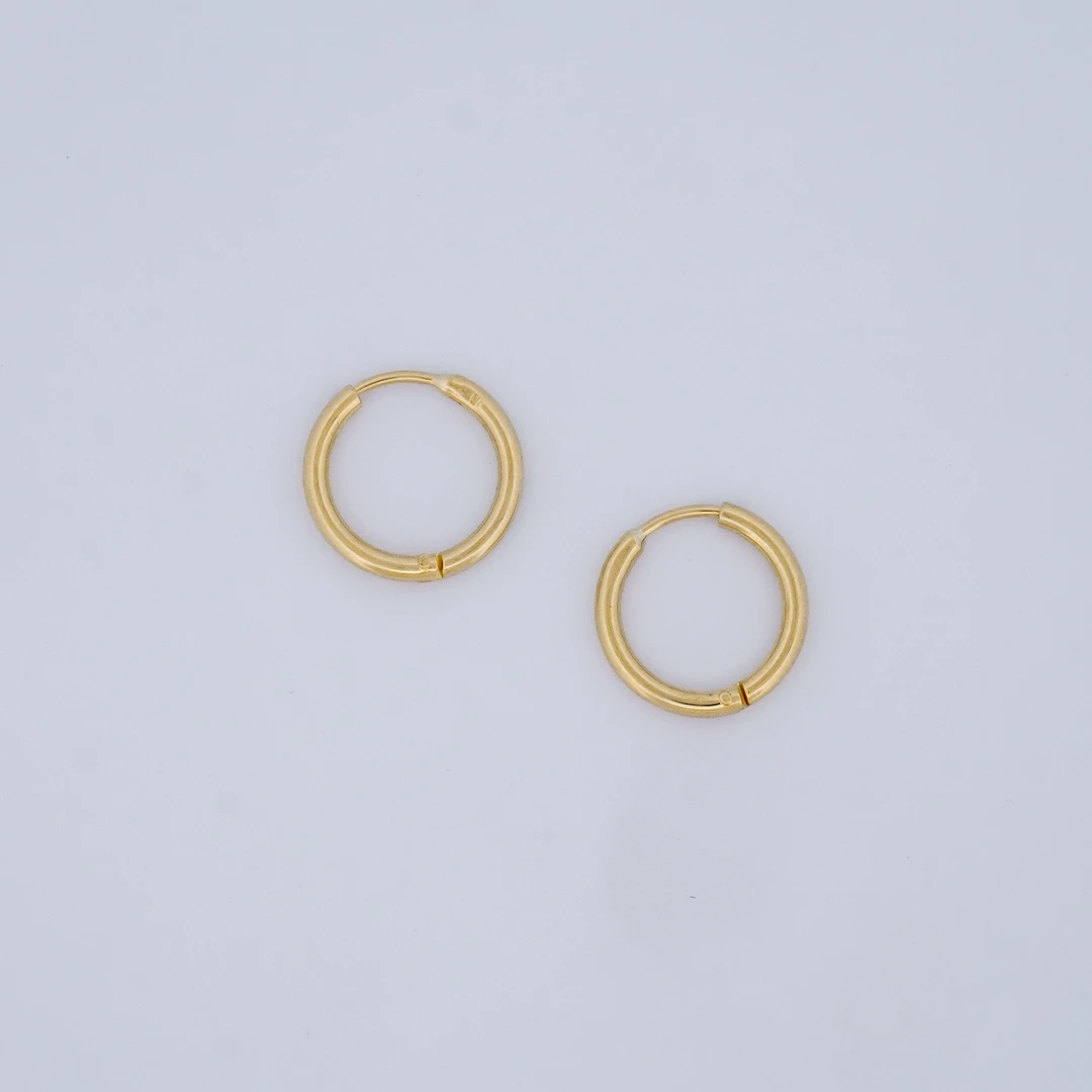 1531303.webp ARETES CANDONGAS LISAS HUECAS EN ORO 18K - Image 1