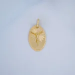 Dije Medalla Cristo Diamantada en Oro 18 Kilates