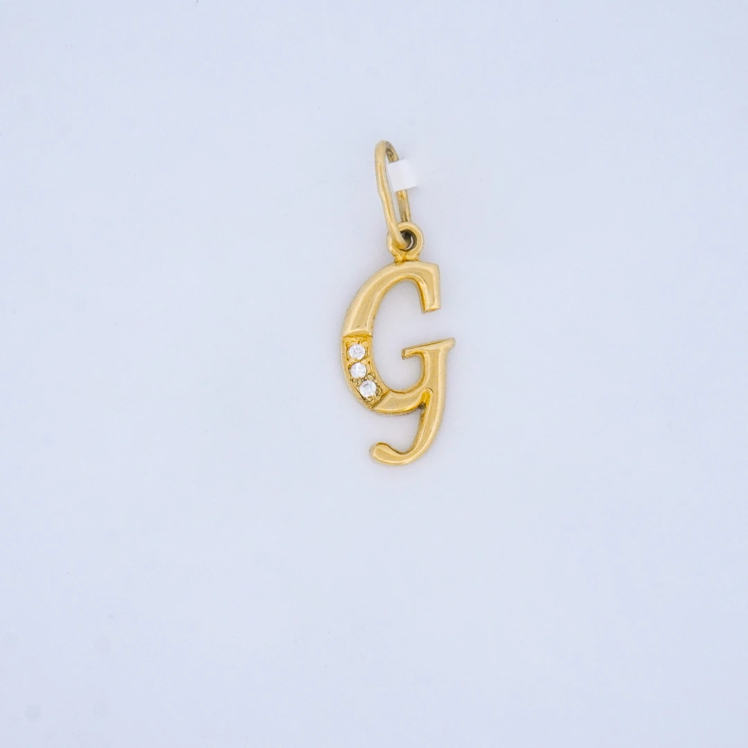 1564530.webp DIJE LETRA G LISA CON PIEDRAS EN ORO 18K - Image 1