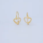 ARETES CORAZÓN CALADO EN ORO 18K