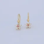 ARETES FLOR EN ORO 18K