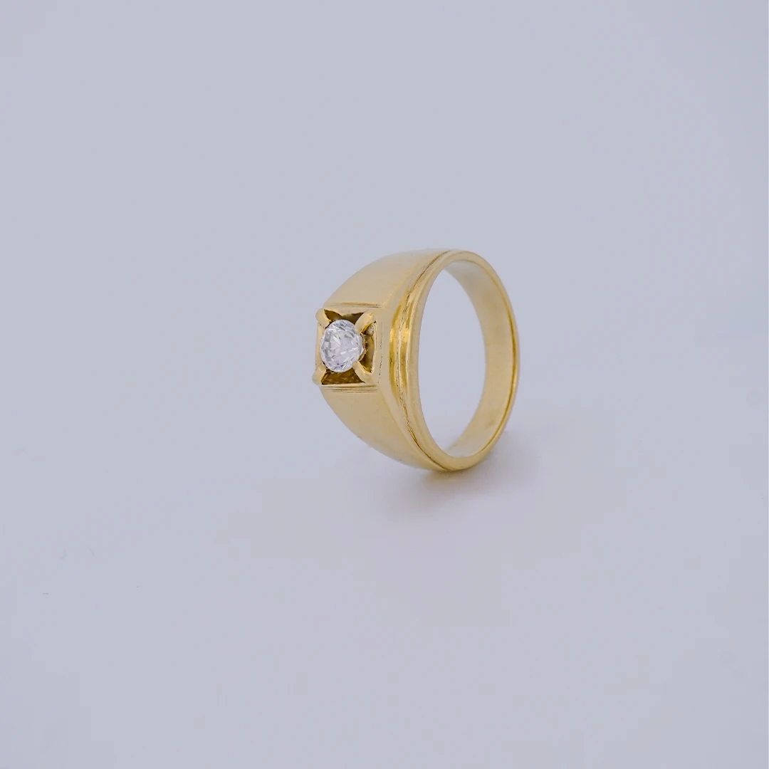 1902887.webp Anillo para Hombre Piedra Blanca en Oro 18 Kilates - Image 1