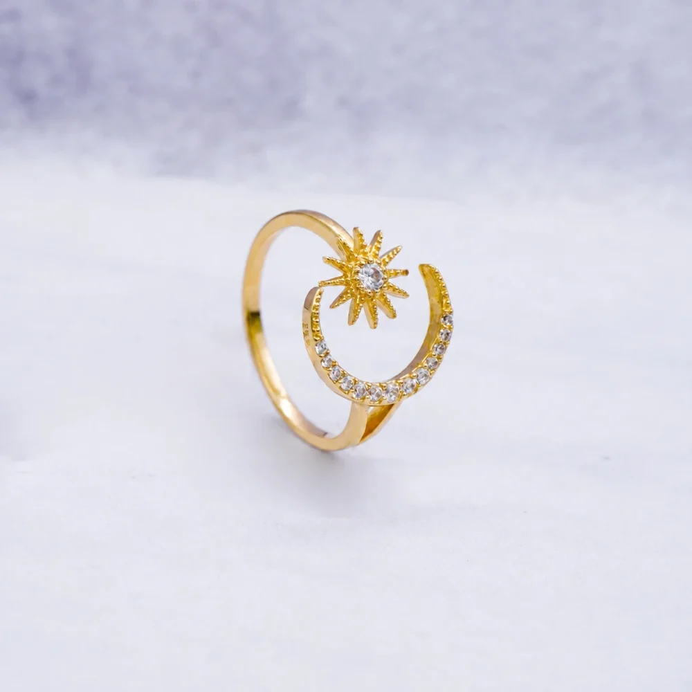 Anillo Luna Con Zircones 18K - Orofino Ecuador