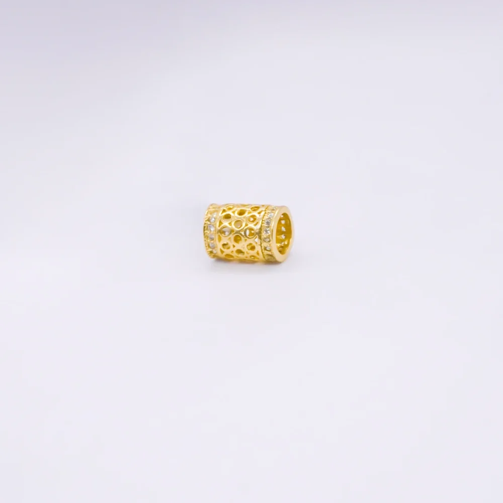 Dije Herraje Cilindro Grande Calado Piedras Oro 18K - Orofino Ecuador
