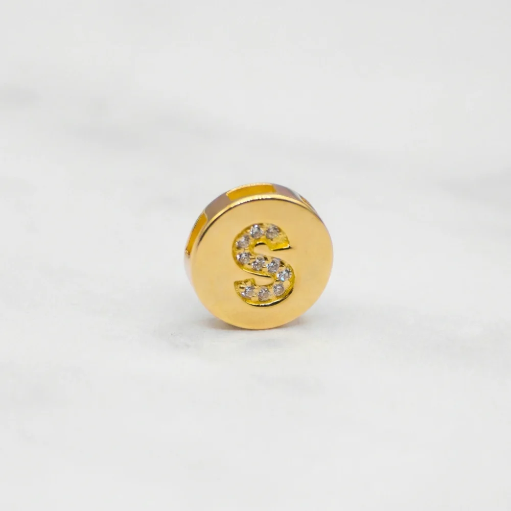 Dije Herraje Letra S Piedras Oro 18K - Orofino Ecuador