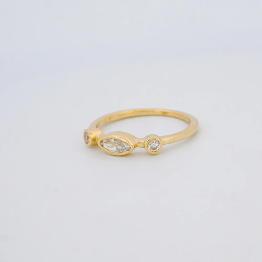 Anillo Con Zircones Oro 18K - Orofino Ecuador