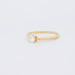 Anillo Solitario Corrugado Oro 18K - Orofino Ecuador