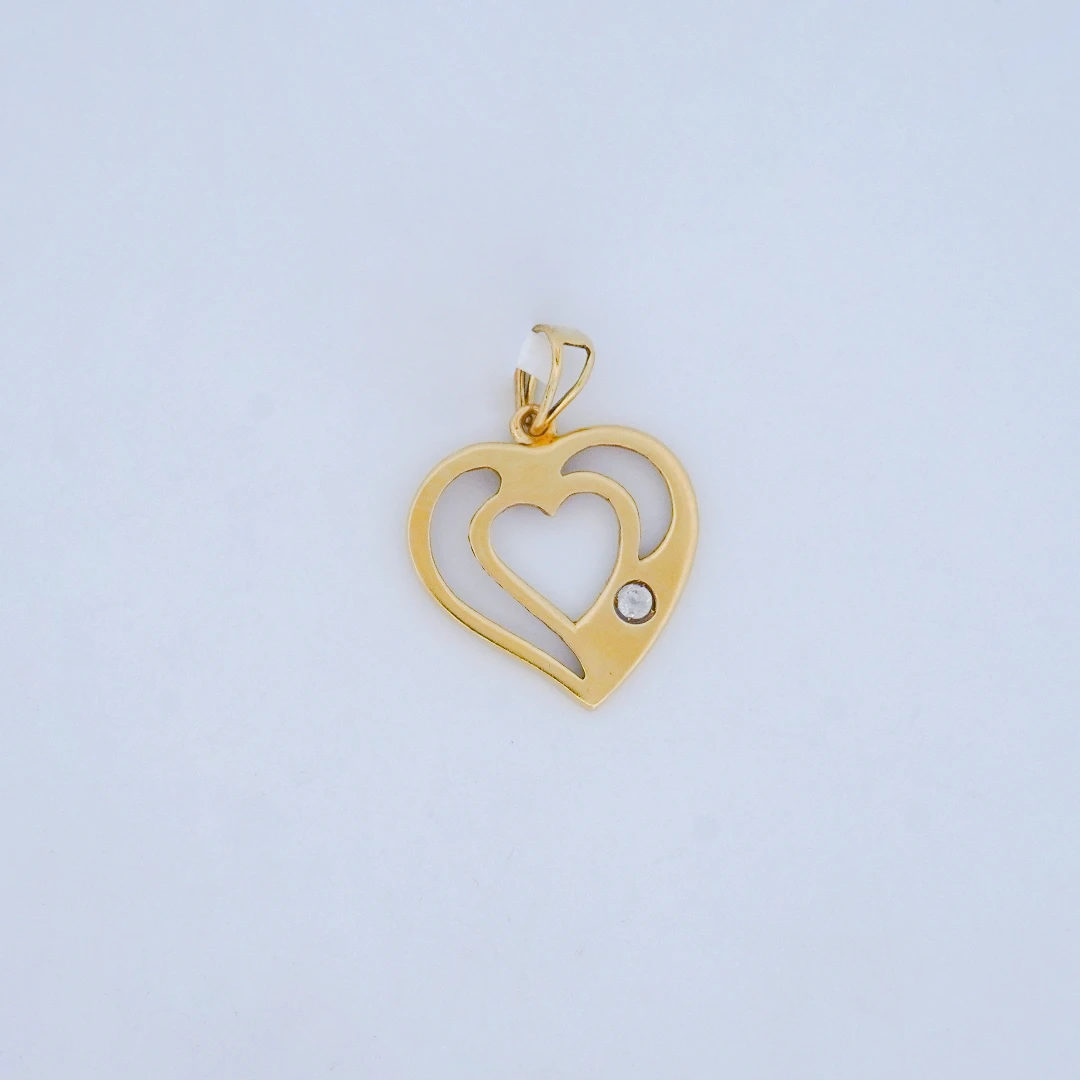 1657662.webp Dije Corazón Calado Con Piedra Oro 18K - Orofino Ecuador