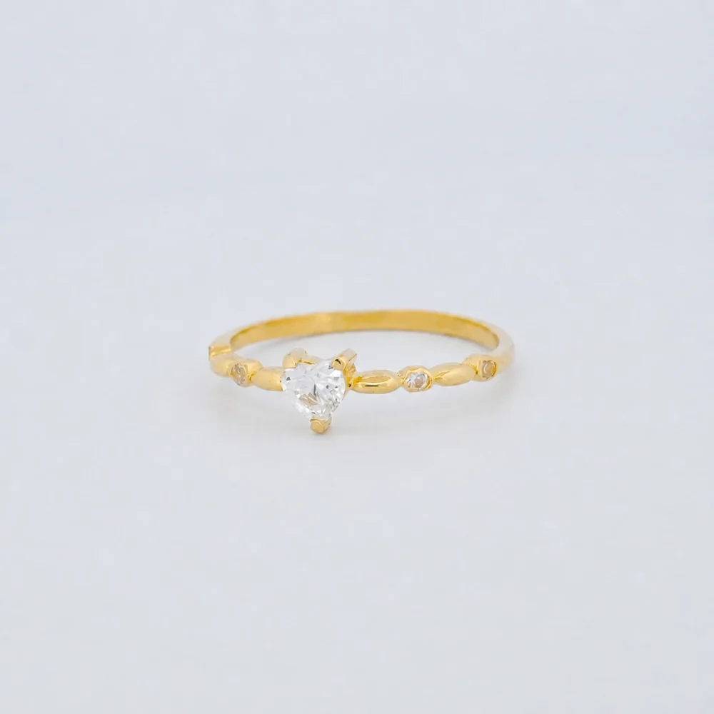 Anillo Solitario Corazón Oro 18K - Orofino Ecuador