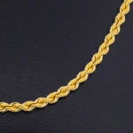 Detalle del trenzado de la cadena cordón salomónico en oro 18K - Orofino Ecuador