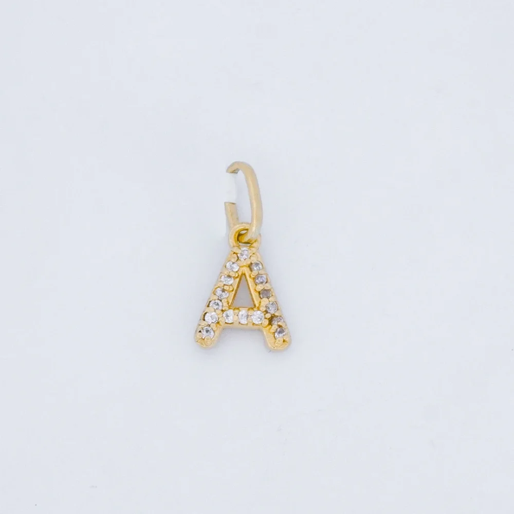 Dije Letra A Con Piedras Oro 18K – Modelo 2 - Orofino Ecuador