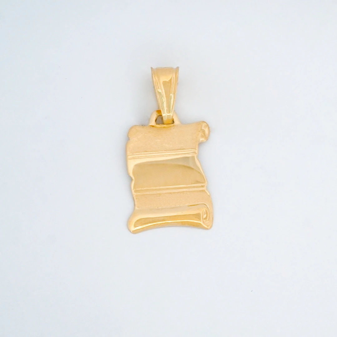 1503494.webp Dije Pergamino Satinado Oro 18K - Image 1