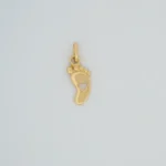 Dije Piecito Oro 18K