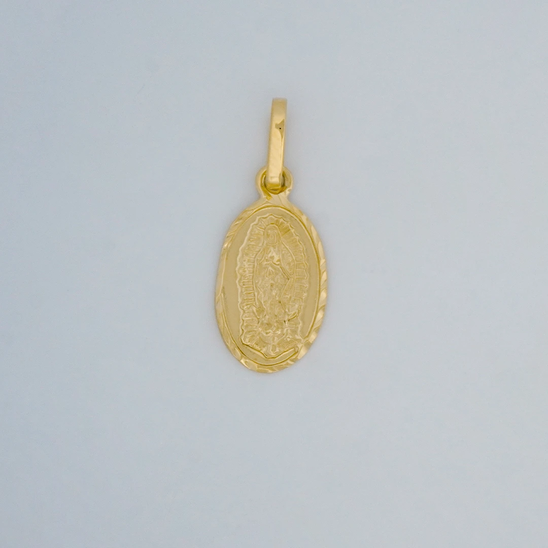 1582331.webp Dije Ovalado Virgen Oro 18K - Image 1